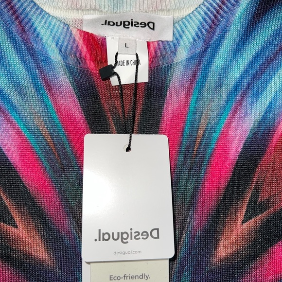 🌸Desigual Women's Knitwear | T-shirt - Picture 4 of 5